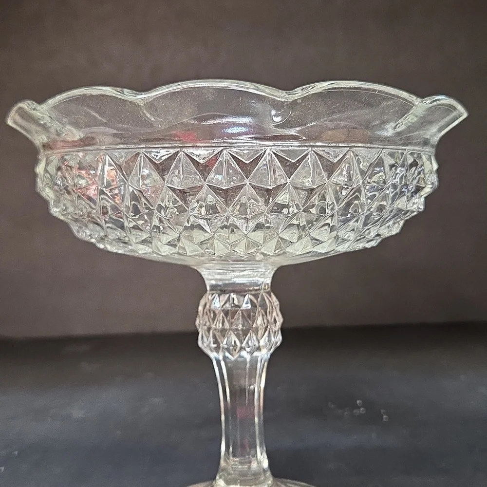 Vintage Indiana Diamond Point Pedestal Compote Dish Pegged Votive Holder scallop